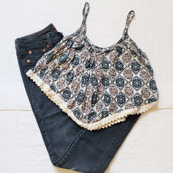 Rue21 Cropped Tank – M - Picture 2 of 5